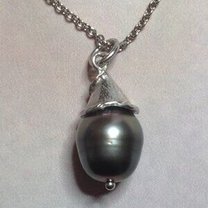 Honora Black Tahitian Drop Pearl with Silver Chain